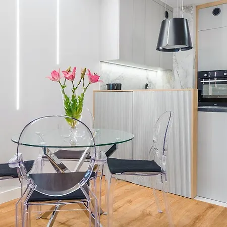 Blue Premium Parking Pool Sauna Fitness Free *