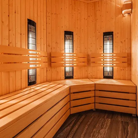 Blue Premium Parking Pool Sauna Fitness Free